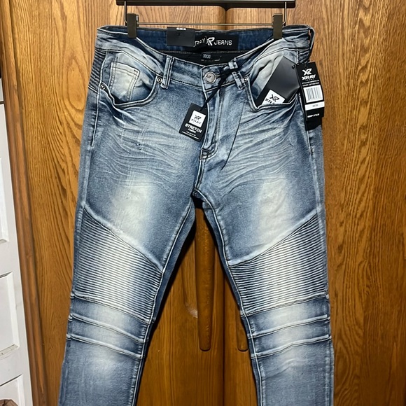 X-Ray - Picture 1 of 7